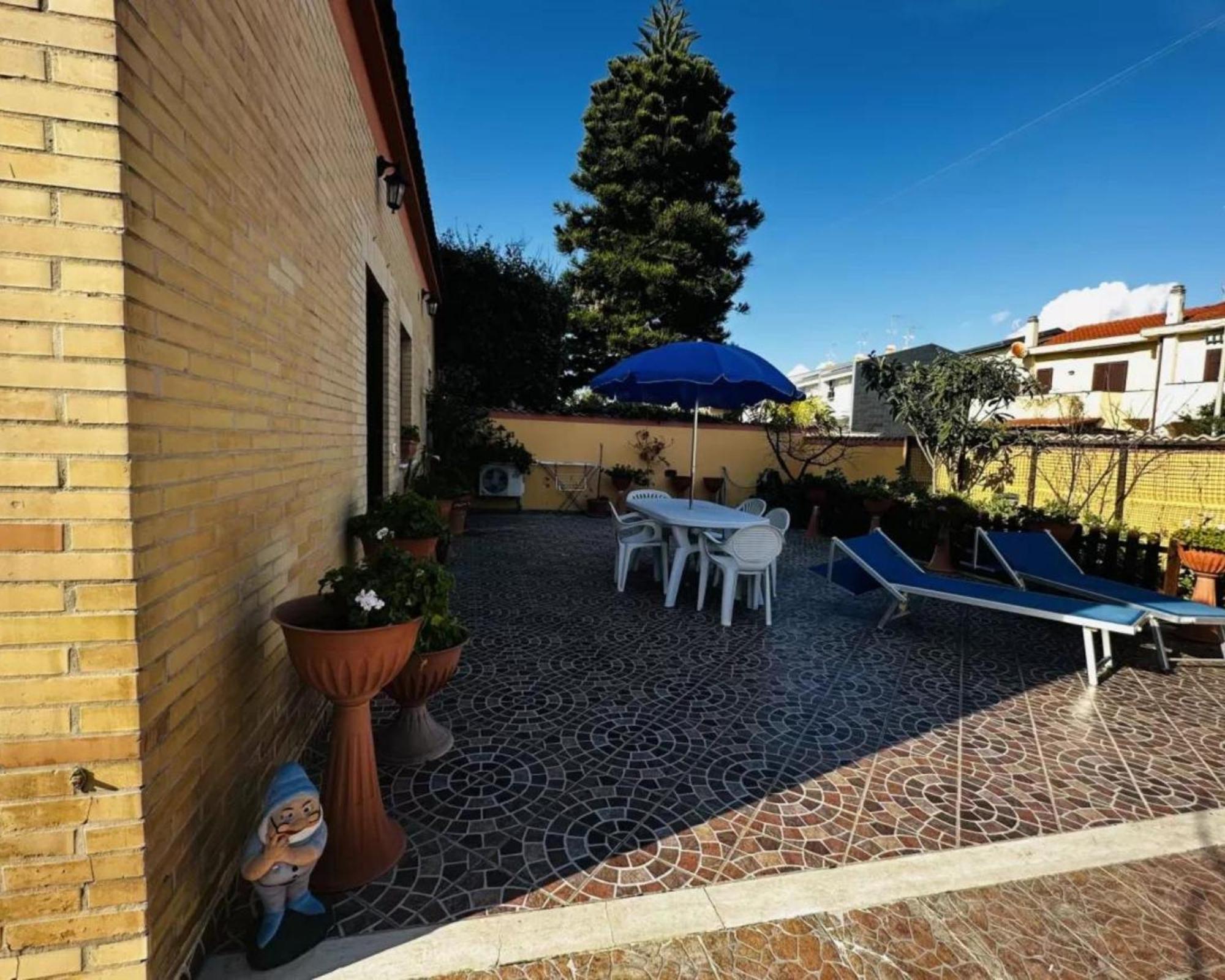 Romano House Fiumicino Exterior foto